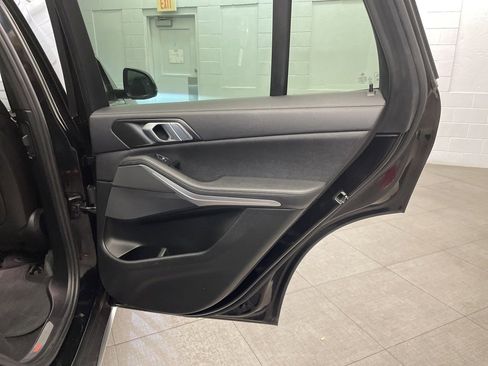 Used 2022 BMW X5 sDrive40i w/ Parking Assistance Package image 30
