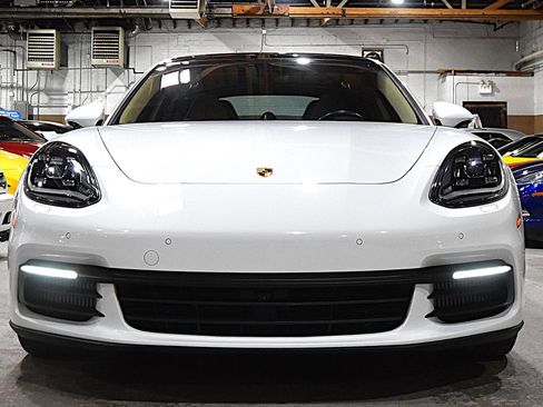 Used 2018 Porsche Panamera 4S AWD/4WD image 2