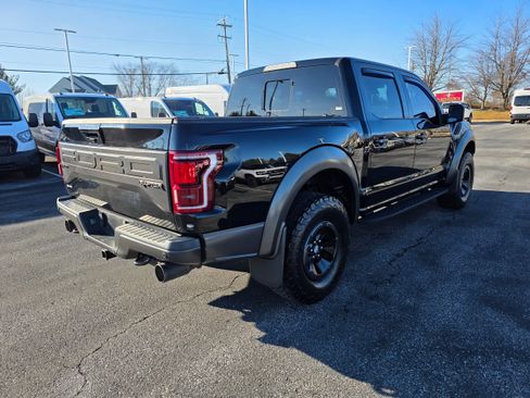 Certified 2018 Ford F150 Raptor w/ Equipment Group 802A Luxury image 5