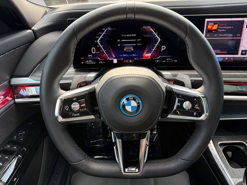 Used 2026 BMW 750e xDrive AWD/4WD image 12