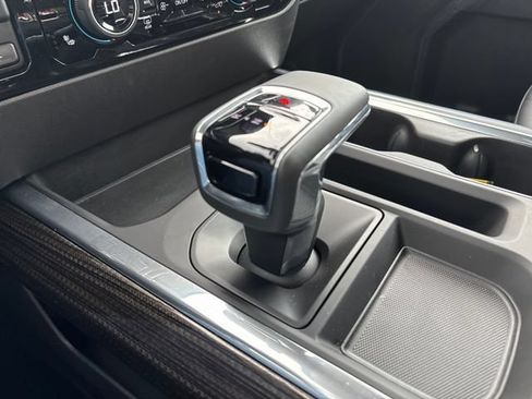 Certified 2025 Chevrolet Silverado 1500 LT Trail Boss w/ Convenience Package II AWD/4WD image 21
