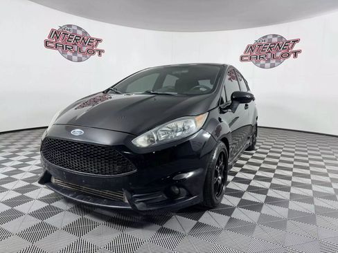 Used 2016 Ford Fiesta ST image 1