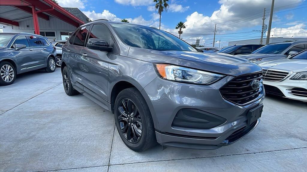 Used 2024 Ford Edge SE w/ Black Appearance Package AWD/4WD image 2