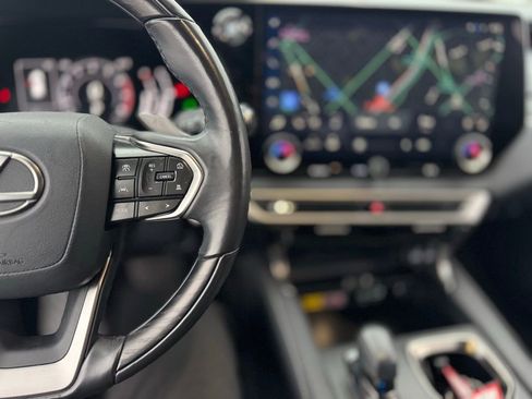 Used 2024 Lexus RX 350 Premium image 8