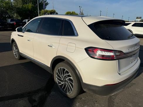 Used 2019 Lincoln Nautilus Reserve AWD/4WD image 8