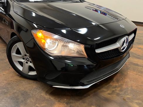 Used 2018 Mercedes-Benz CLA 250 4MATIC image 39