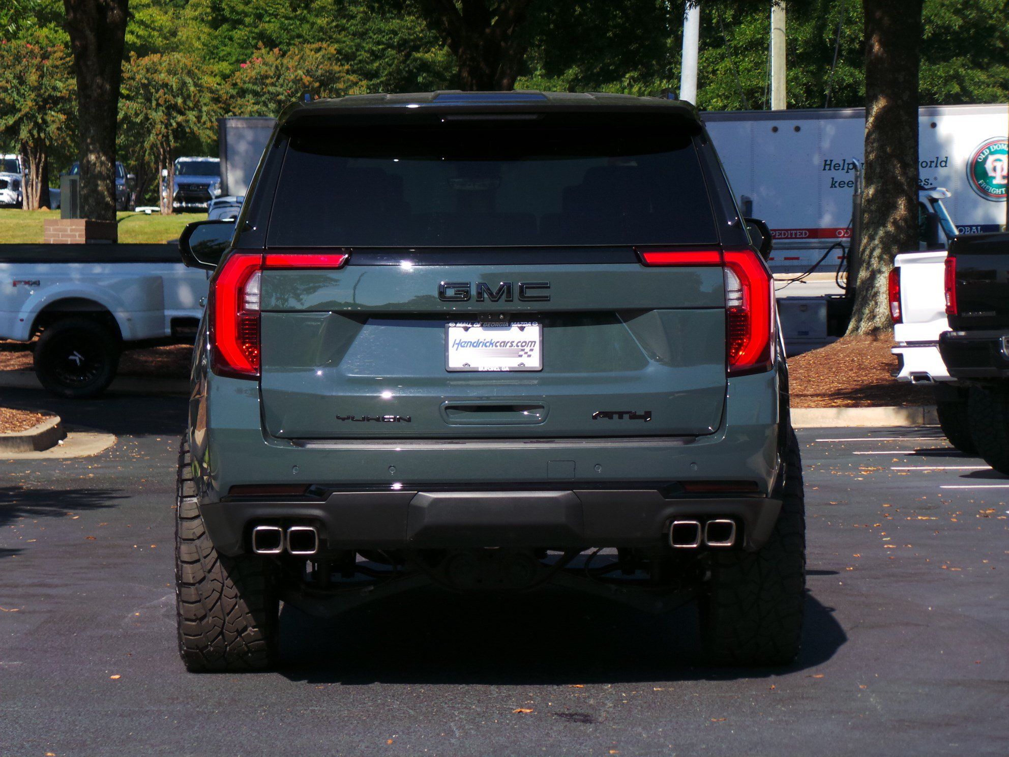 Used 2025 GMC Yukon AT4 Ultimate w/ LPO, Floor Liner Package AWD/4WD image 29