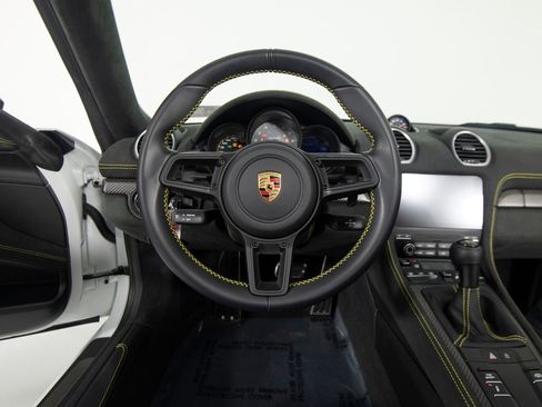 Certified 2025 Porsche 718 Boxster Spyder RS RWD image 19