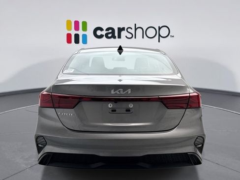 Used 2023 Kia Forte LXS FWD image 4