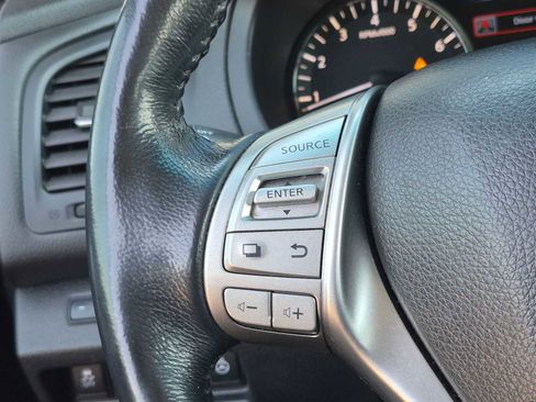 Used 2013 Nissan Altima 2.5 SL FWD image 21