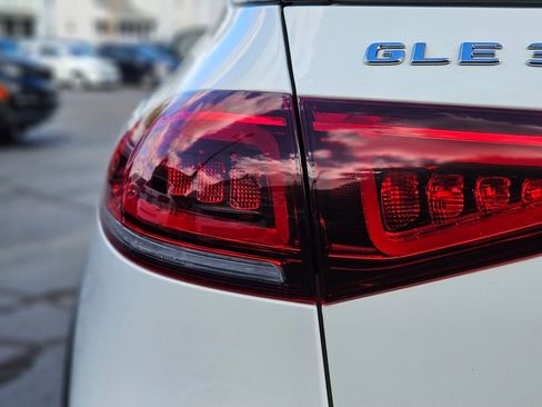 Used 2021 Mercedes-Benz GLE 350 4MATIC image 9