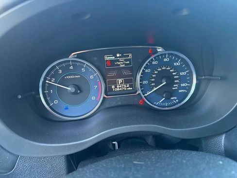 Used 2015 Subaru Crosstrek 2.0i Limited AWD/4WD image 4