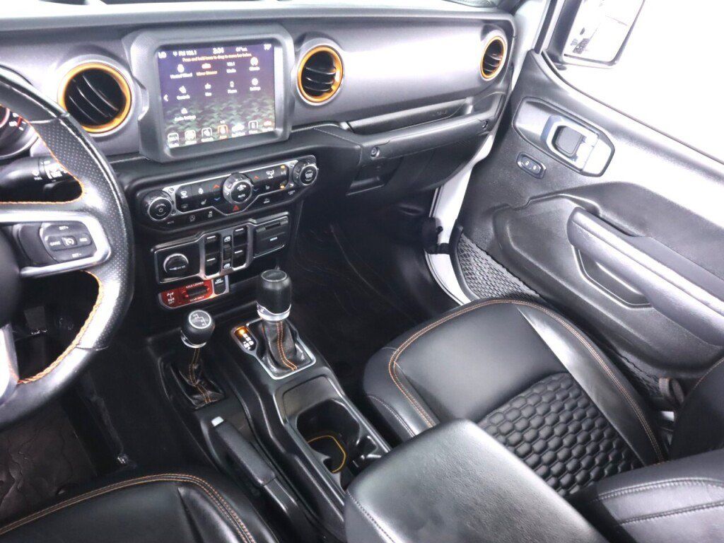 Used 2022 Jeep Gladiator Mojave w/ LED Lighting Group AWD/4WD image 33