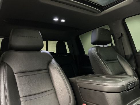 Used 2019 GMC Sierra 1500 Denali w/ Denali Ultimate Package AWD/4WD image 34