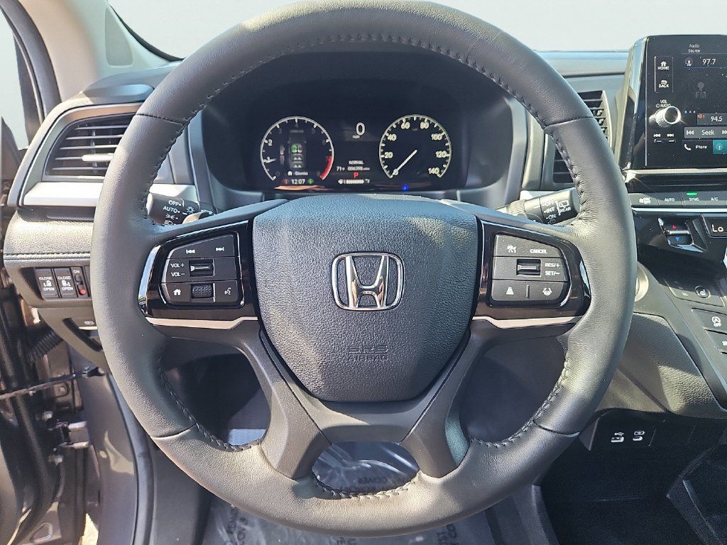 Used 2026 Honda Odyssey EX-L image 28