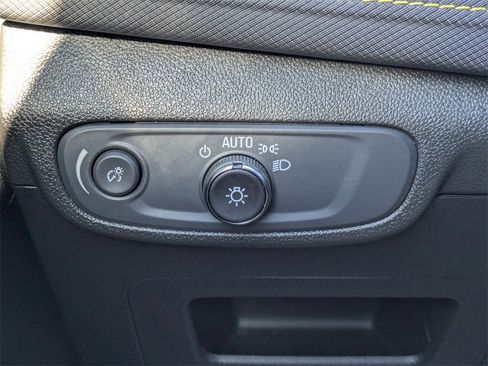 Used 2025 Chevrolet TrailBlazer ACTIV w/ Convenience Package image 26