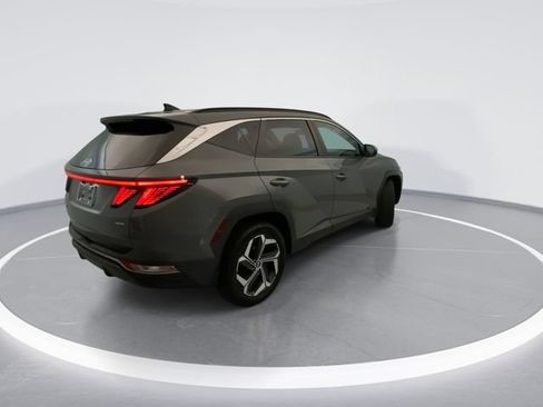 Used 2024 Hyundai Tucson SEL w/ Convenience Package AWD/4WD image 4
