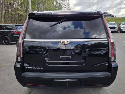 Used 2016 Cadillac Escalade ESV Luxury image 7