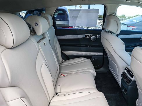 New 2026 Genesis GV80 3.5T Advanced image 18