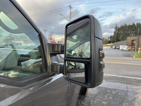 Used 2002 Ford F250 Lariat image 10