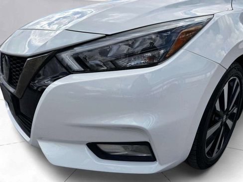 Used 2021 Nissan Versa SR image 11