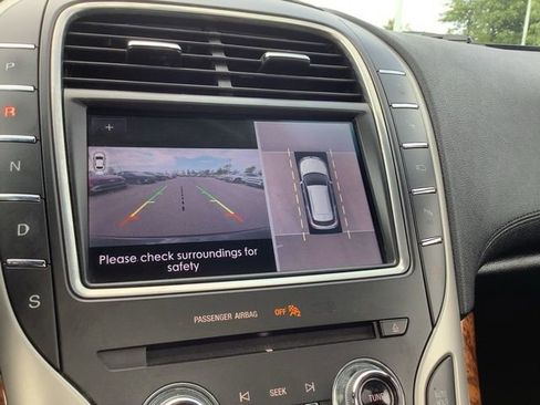 Used 2020 Lincoln Nautilus Reserve w/ Equipment Group 201A image 31