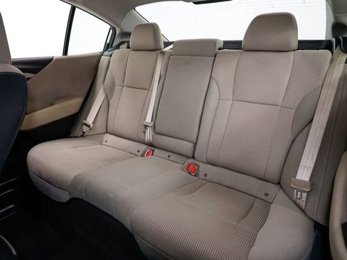 Used 2021 Subaru Legacy Premium image 18