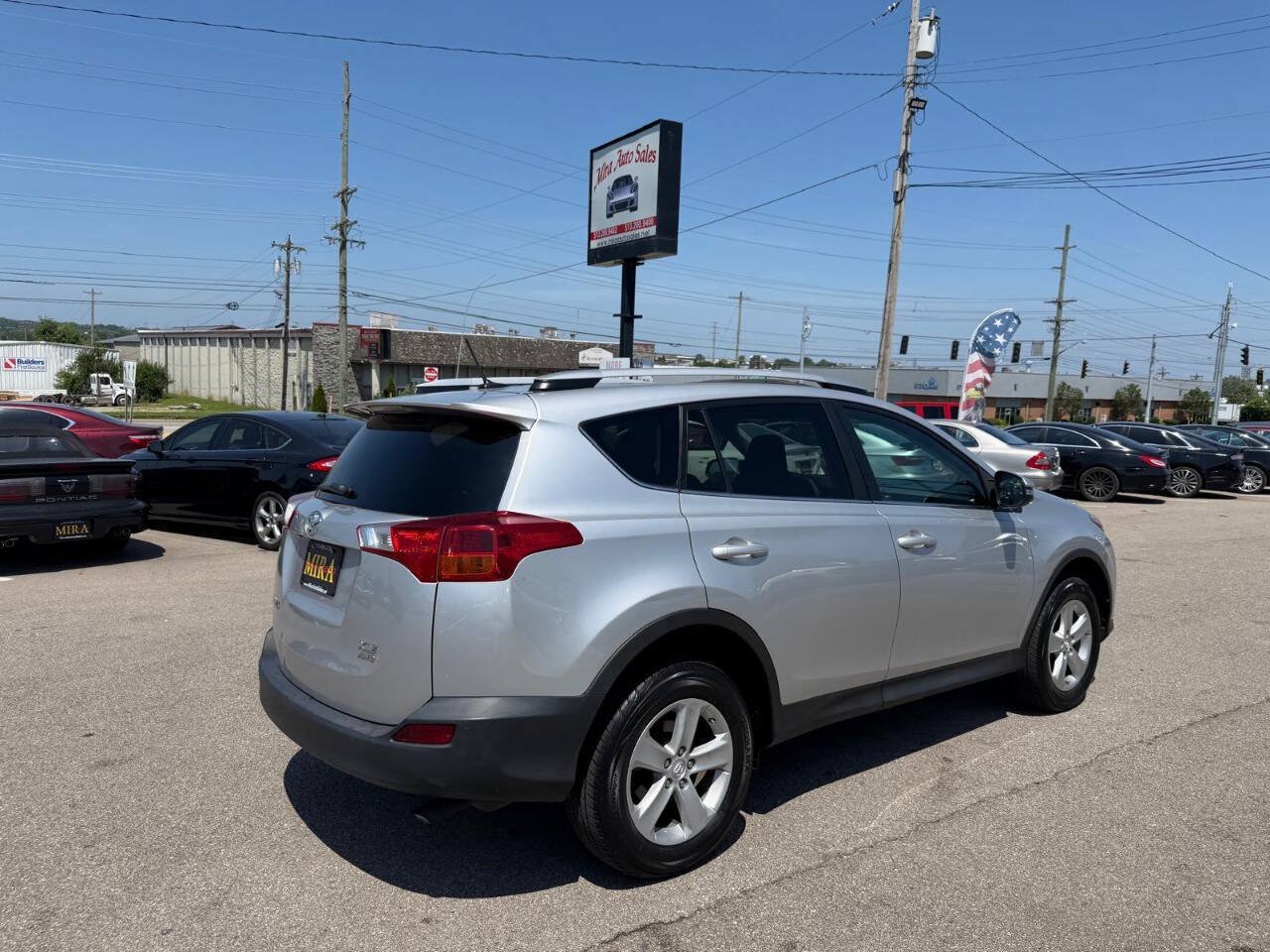 Used 2013 Toyota RAV4 XLE AWD/4WD image 6