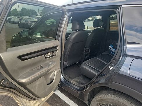 Used 2025 Honda CR-V Sport Touring image 18