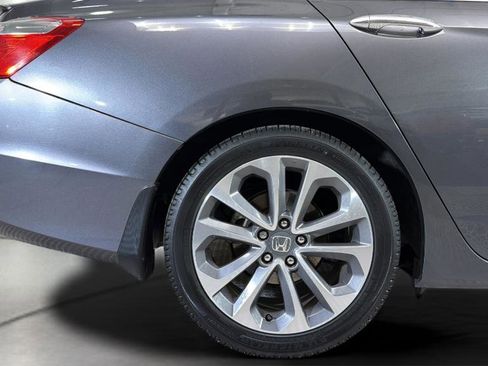 Used 2015 Honda Accord Sport image 35