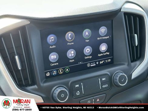 Certified 2024 GMC Terrain Denali w/ Denali Premium Package AWD/4WD image 31