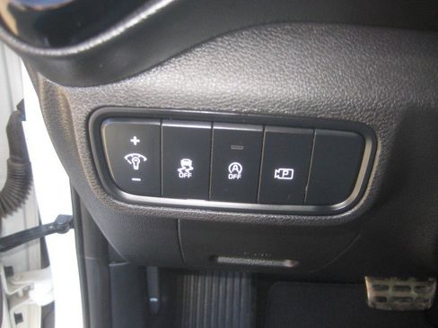 Used 2023 Kia Soul GT-Line image 16