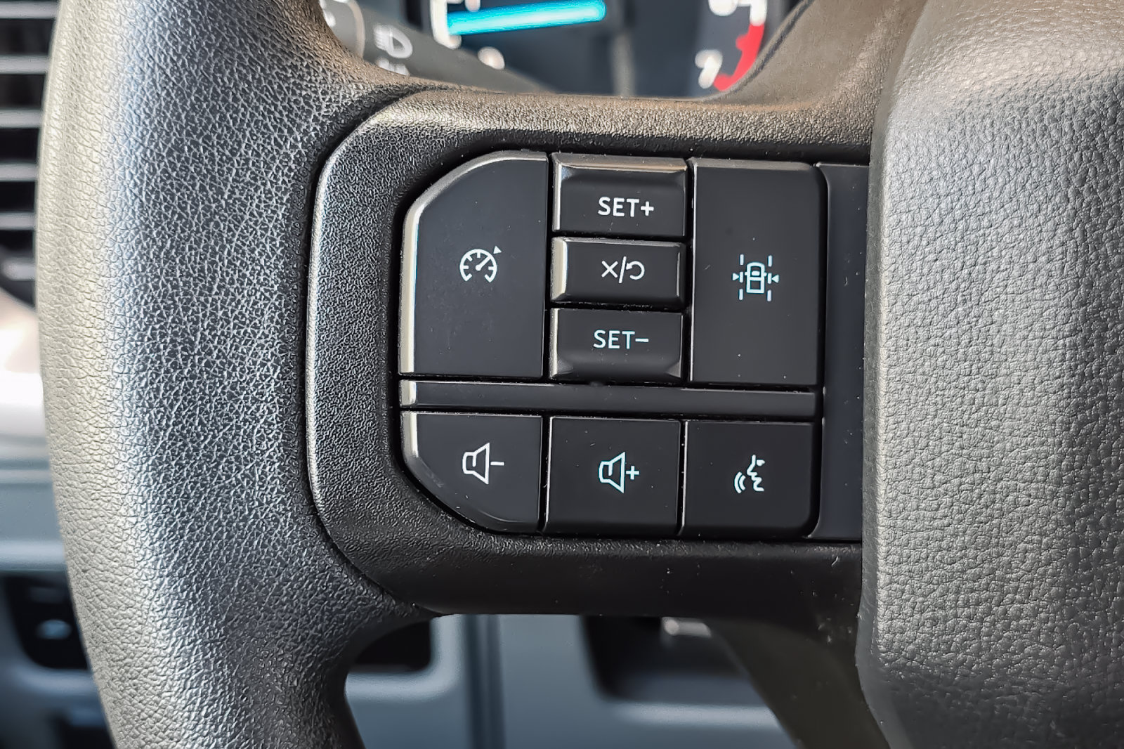 Used 2023 Ford F150 XLT AWD/4WD image 23