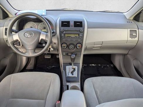 Used 2010 Toyota Corolla LE image 15