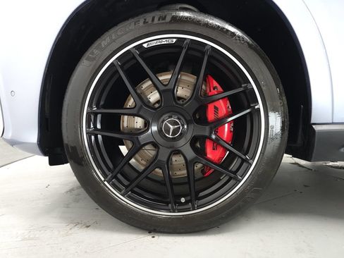Certified 2025 Mercedes-Benz GLE 63 AMG S image 39