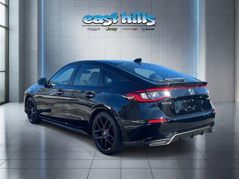 Used 2023 Honda Civic Sport image 5