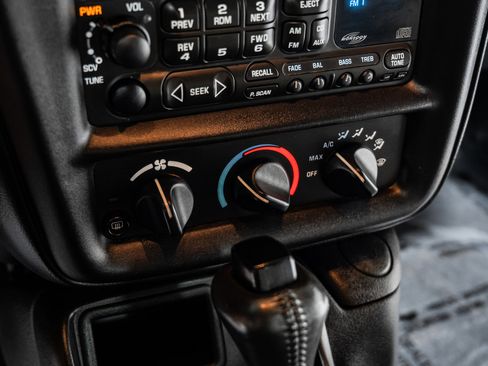 Used 2002 Chevrolet Camaro Z28 w/ SS Performance/Appearance Pkg image 25