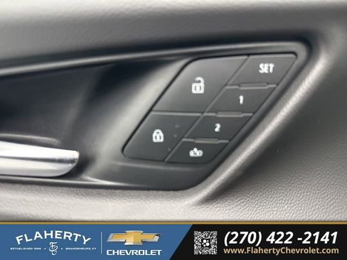 New 2026 Chevrolet Equinox ACTIV w/ Convenience Package III image 23