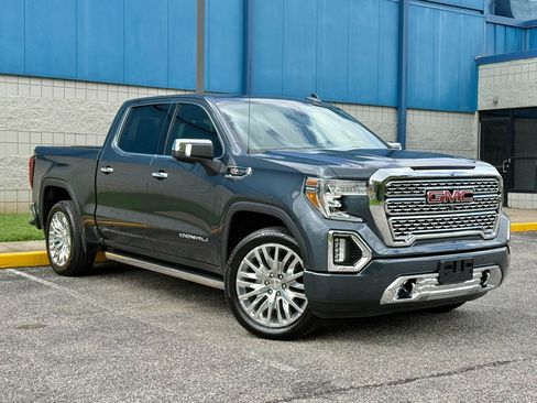 Used 2019 GMC Sierra 1500 Denali w/ Denali Ultimate Package AWD/4WD image 3