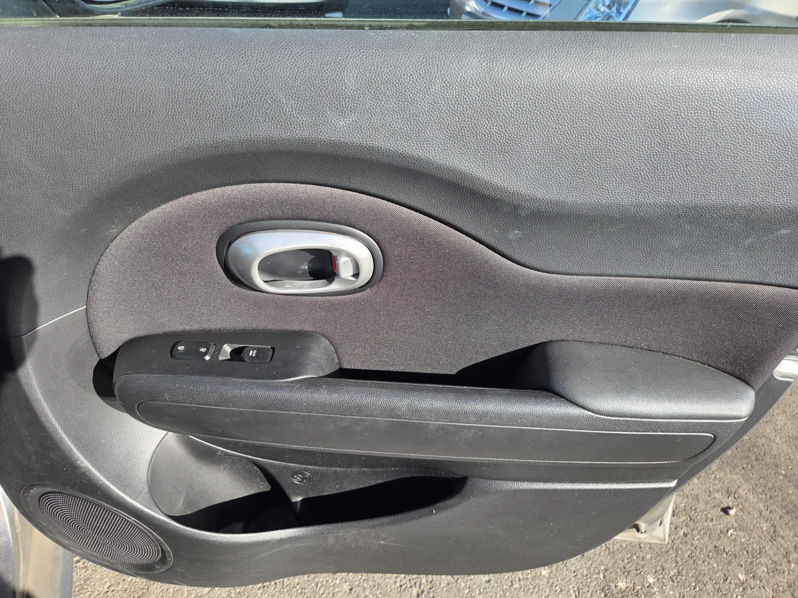 Used 2015 Kia Soul + FWD image 14