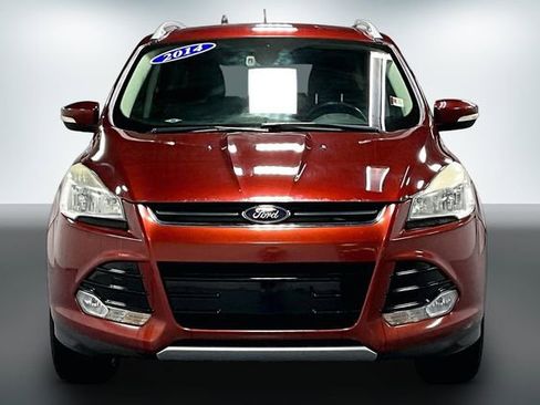 Used 2014 Ford Escape Titanium image 2