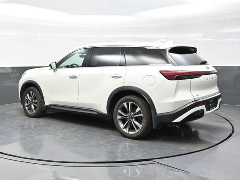 Used 2023 INFINITI QX60 Luxe w/ Cargo Package AWD/4WD image 4