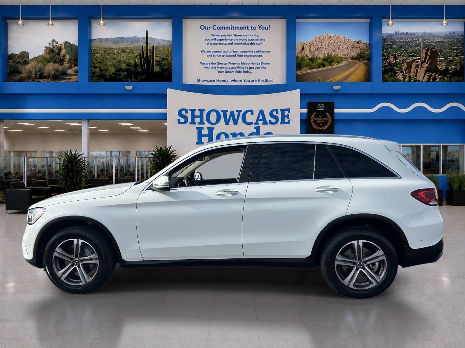 Used 2021 Mercedes-Benz GLC 300 image 4