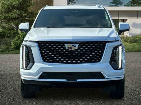 New 2026 Cadillac Escalade ESV Luxury w/ Touring Package image 9