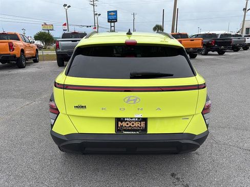 Used 2025 Hyundai Kona SEL AWD/4WD image 7