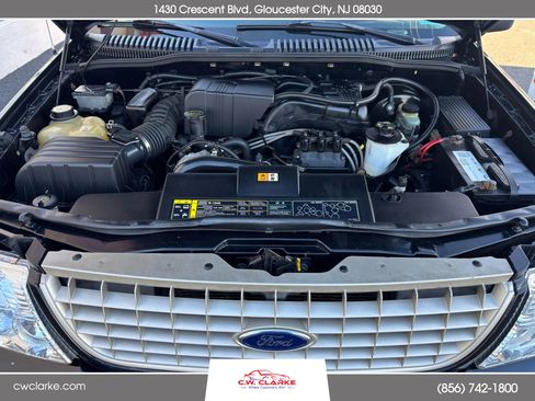Used 2003 Ford Explorer Eddie Bauer image 30