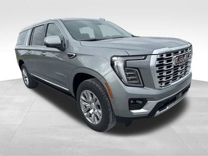 New 2026 GMC Yukon XL Denali w/ Sun & Power Step Package