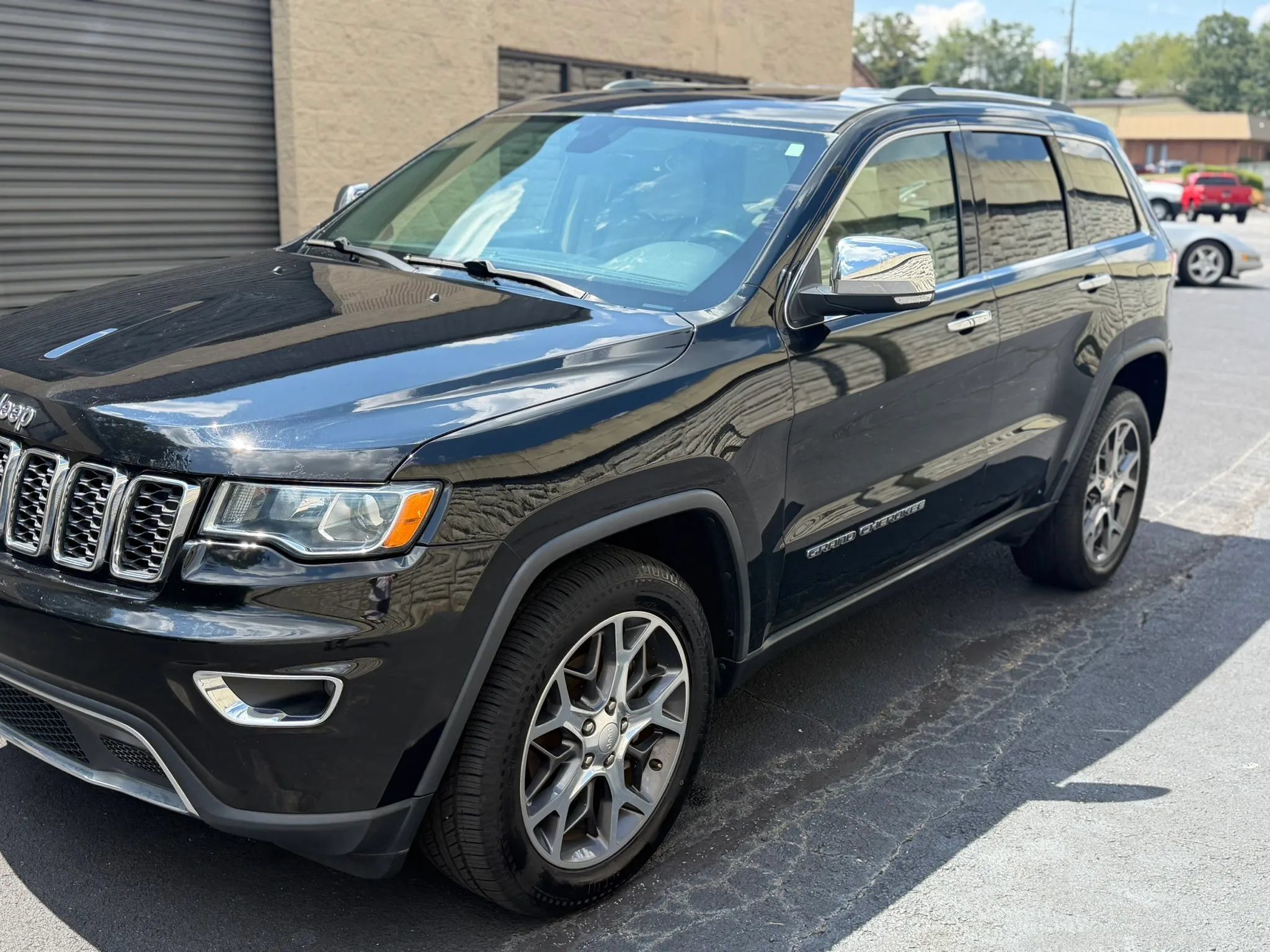 Used 2019 Jeep Grand Cherokee Limited AWD/4WD image 44
