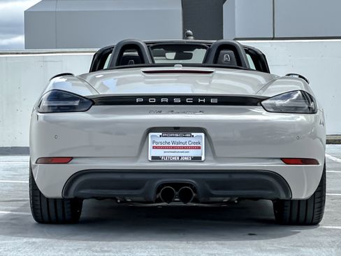Used 2022 Porsche 718 Boxster S RWD image 6