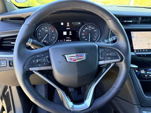 Used 2021 Cadillac XT6 Premium Luxury image 34